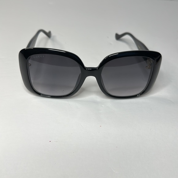 New Authentic GUCCI Grey Square Ladies Sunglasses GG1029SA 001 57 - Picture 13 of 16